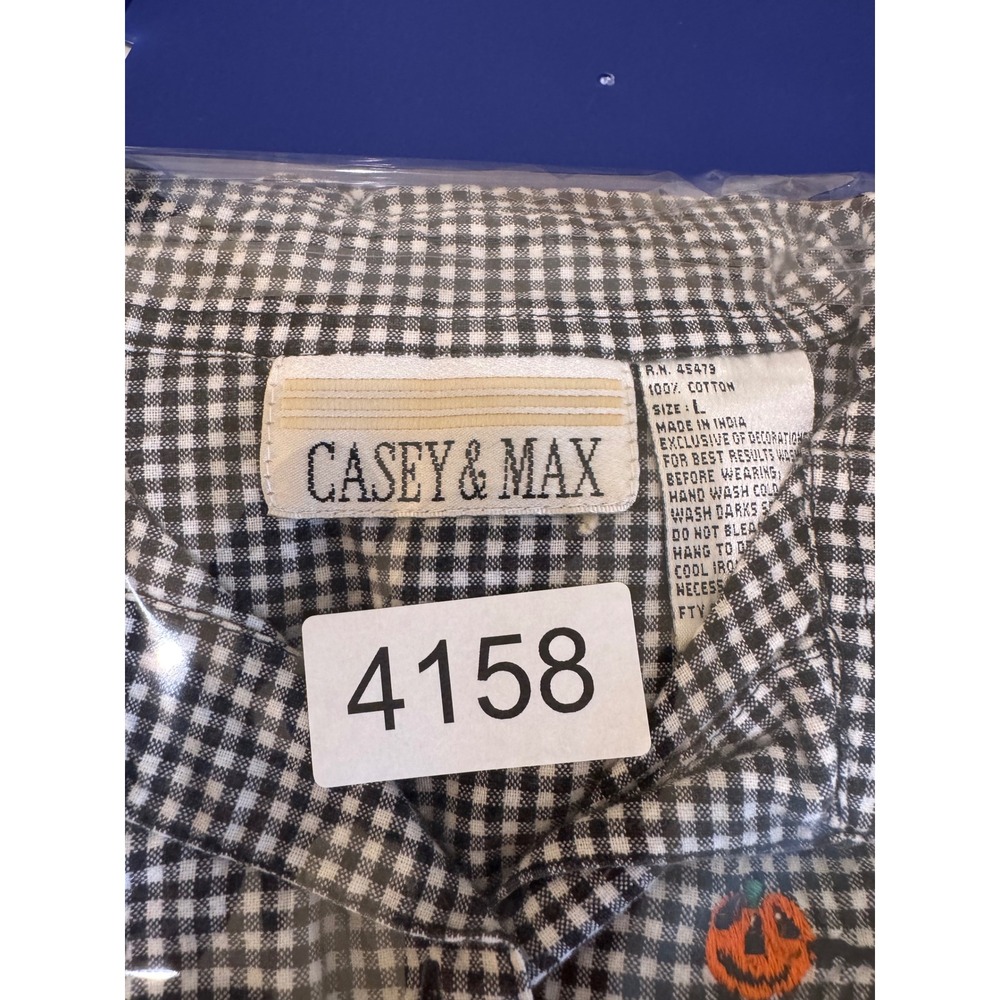 VTG Casey & Max Halloween Button Up Shirt Women Large Gingham Embroidered Spooky - Picture 8 of 9